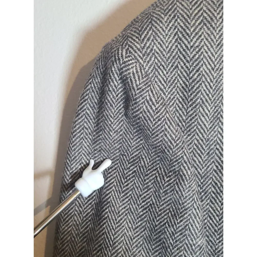 VTG Robert Stock 41 R Gray Herringbone Tweed Blazer Jacket Sport Coat Lambswool